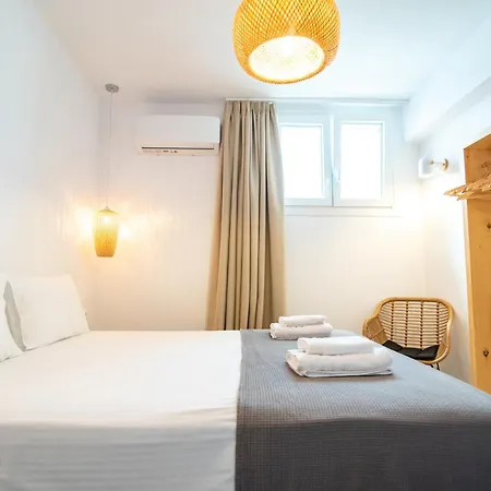 Depis Private Naxos Willa