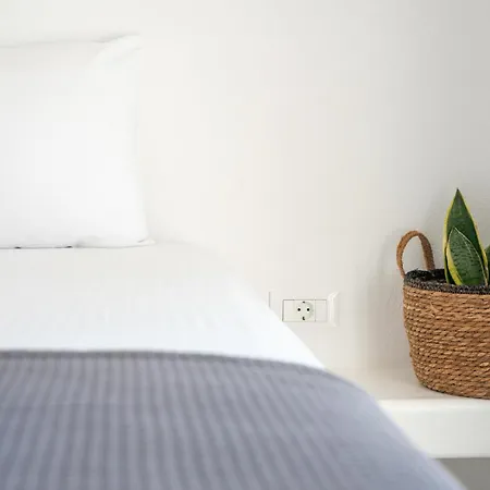 Depis Private Naxos *