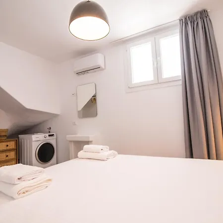 Depis Private Naxos * Pláka