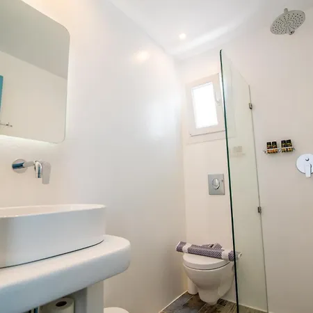 Depis Private Naxos *