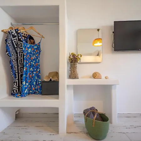 Depis Private Naxos *