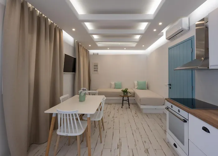 Depis Edem Private Naxos Plaka (Naxos)